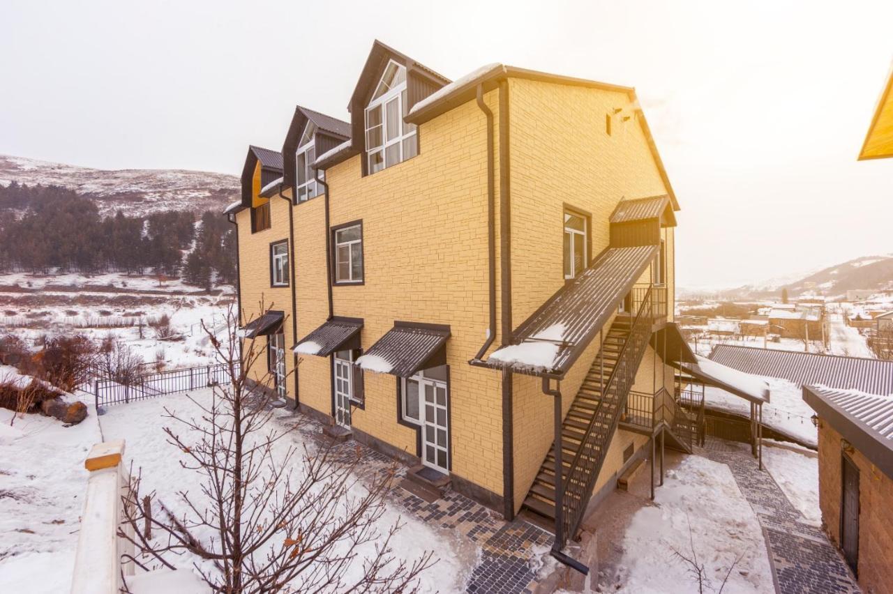 Popock Tsaghkadzor Hotell Exteriör bild